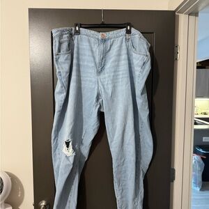 Universal Thread Light Blue Plus Size Boyfriend Jeans